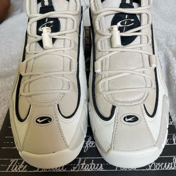 Brand New Air Max Penney Social Status - Picture 2 of 6